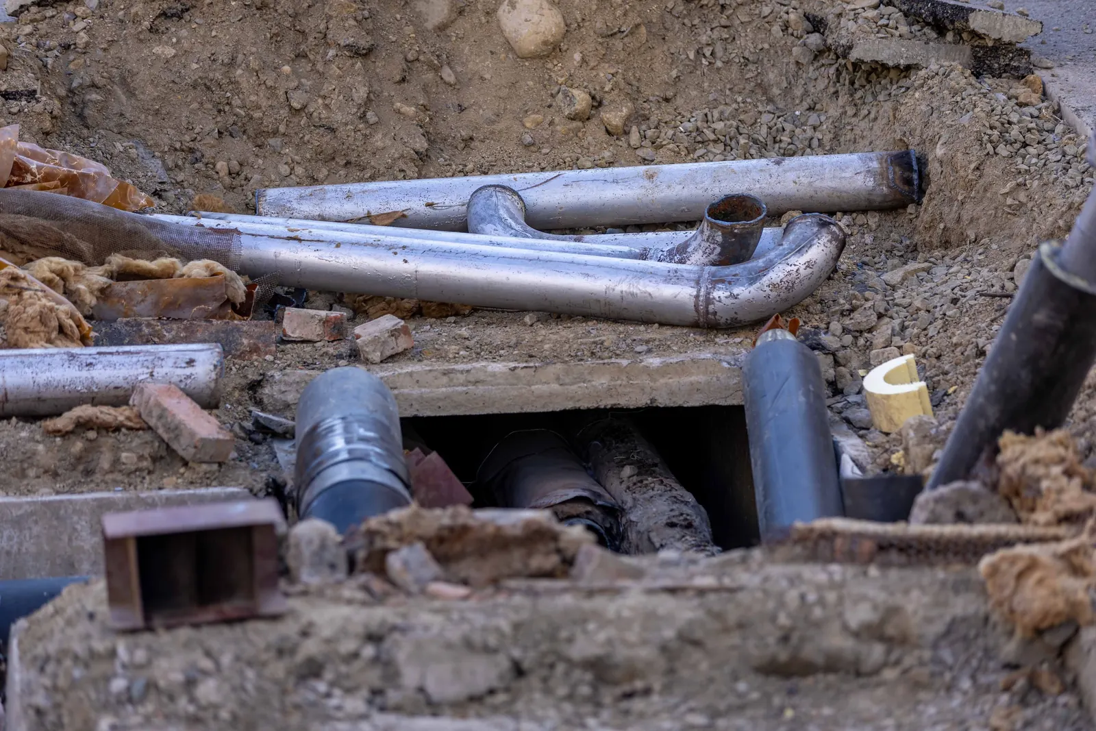 Drain cleaning under a sink